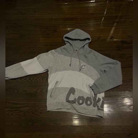 XL cookies hoodie only worn twice - Picture 3 of 3